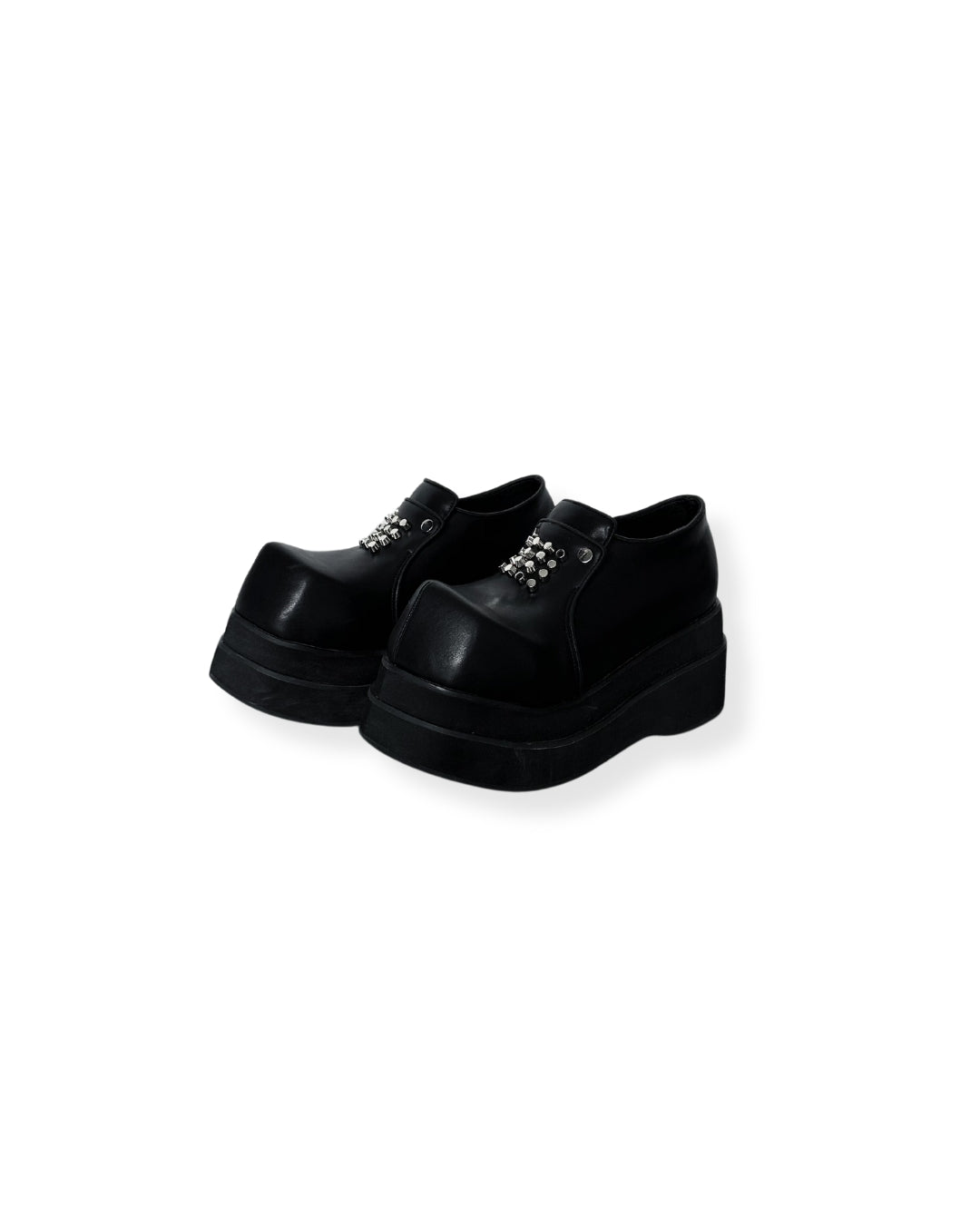 NOIZ N5SH1 Studded Logo Chunky Platform Loafers