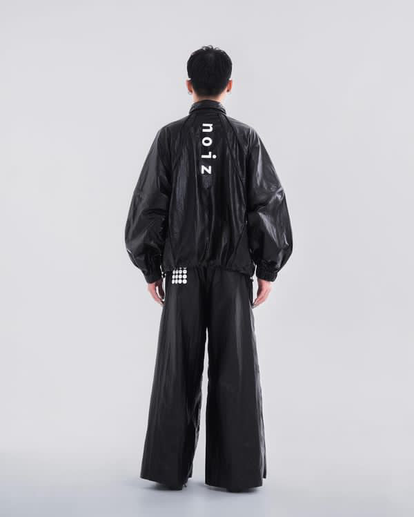 NOIZ N5JK1 Detachable Sleeves Oversized Logo Wind Jacket