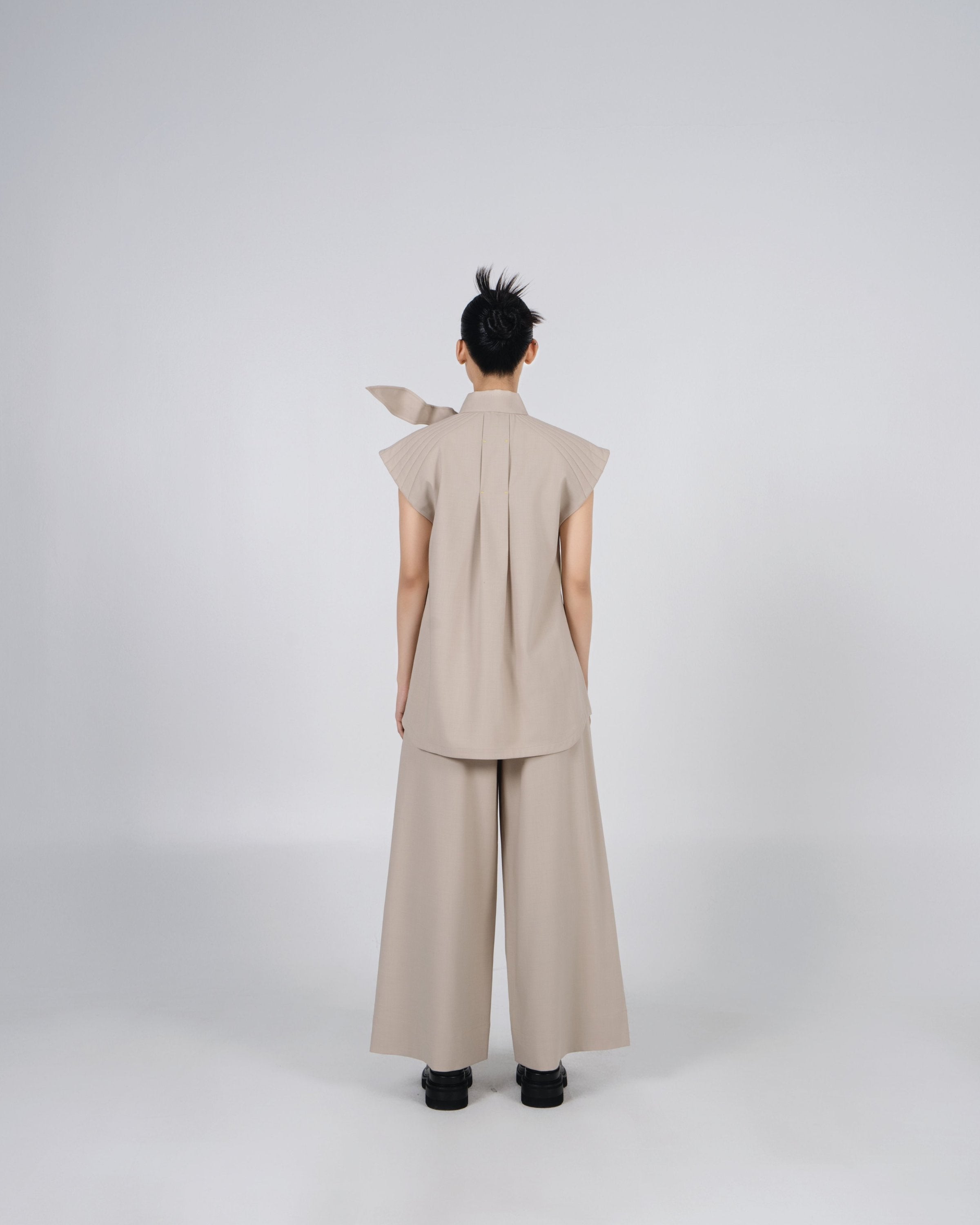 A-JANE Baroq Structured Wire Collar Shirt