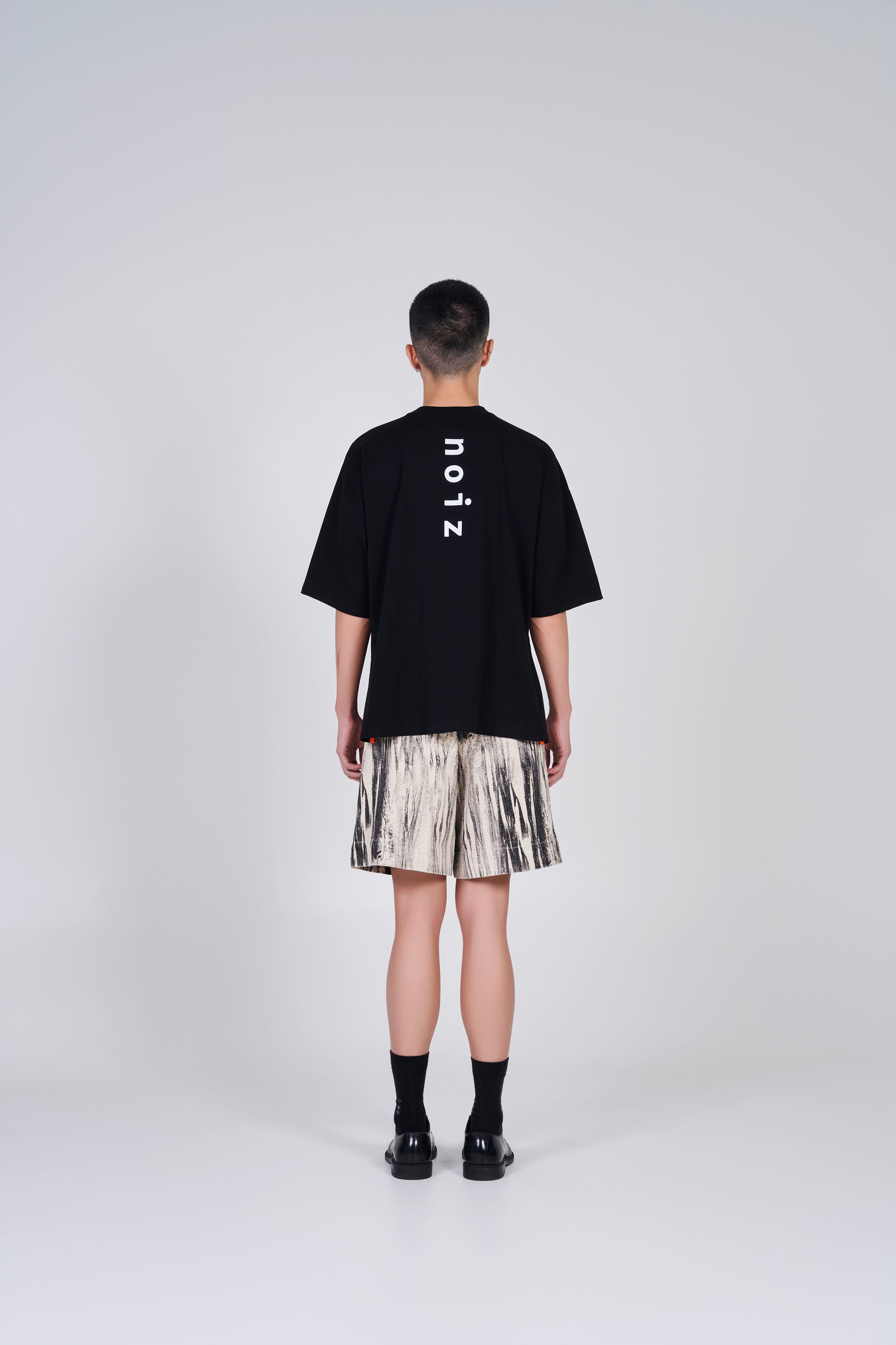 NOIZ N4TP3 Lóng Oversized Printed T-Shirt